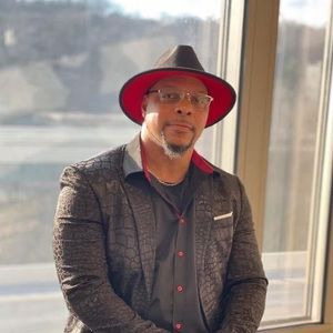 Meet your Posher, Harold butch